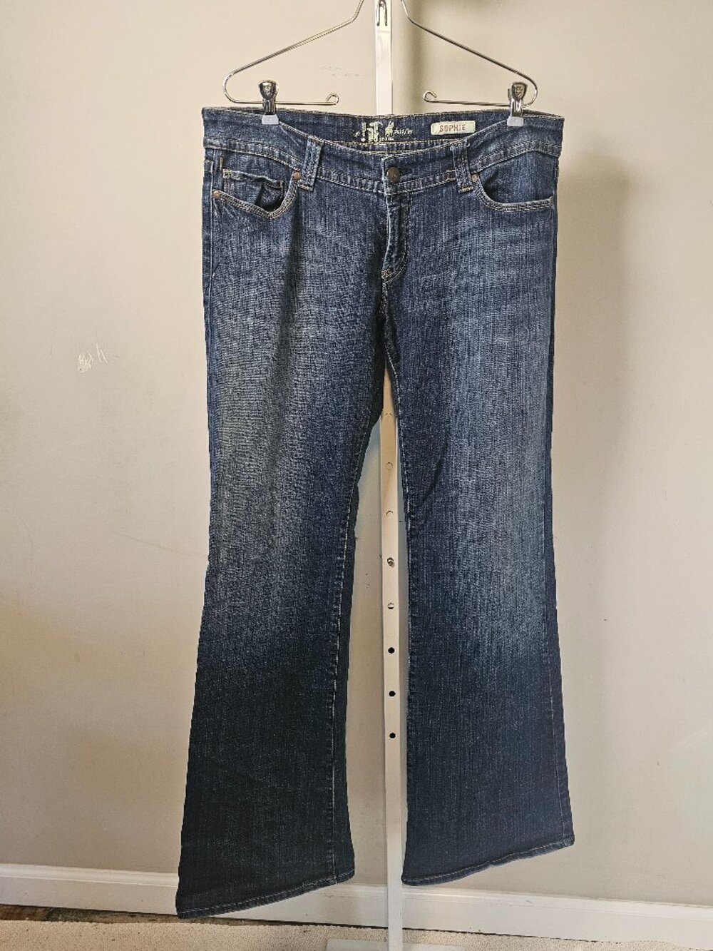 !It Jeans Sophie Blue Grunge Flared Low Rise 32L